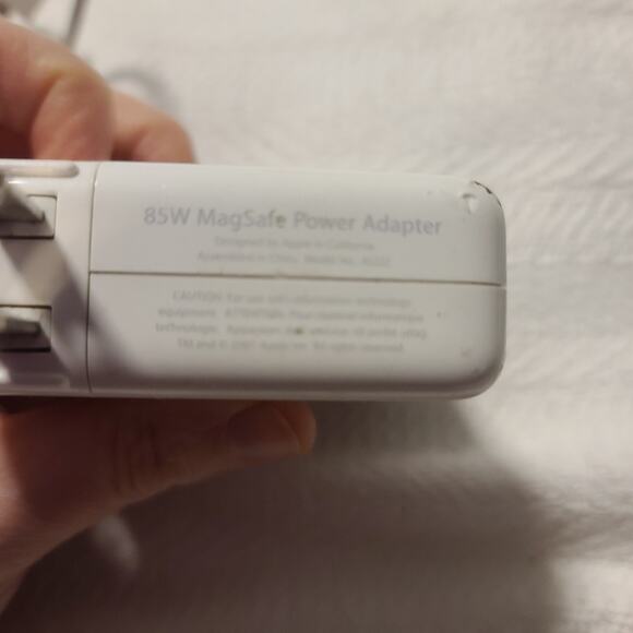 Original Apple MagSafe Charger For Macbook Pro 2006 2007 2008 2009 2010 2011 - Picture 4 of 6